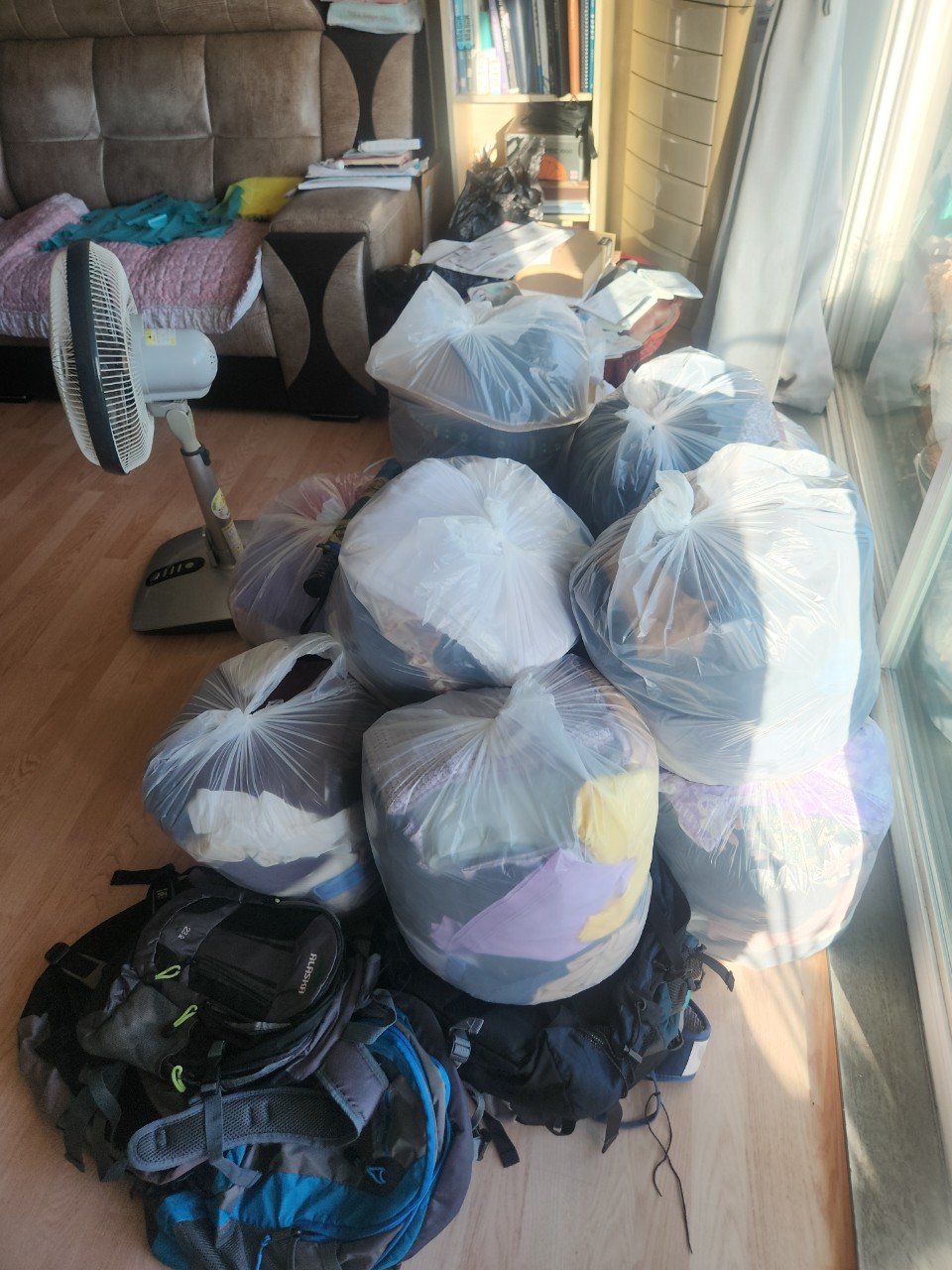 안산시 이사폐기물처리 작업 전 고잔동 아파트 현장