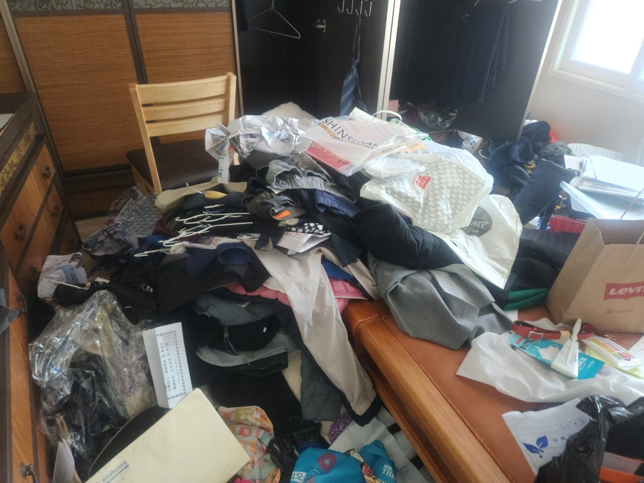 구리시 폐기물처리 작업 전 현장